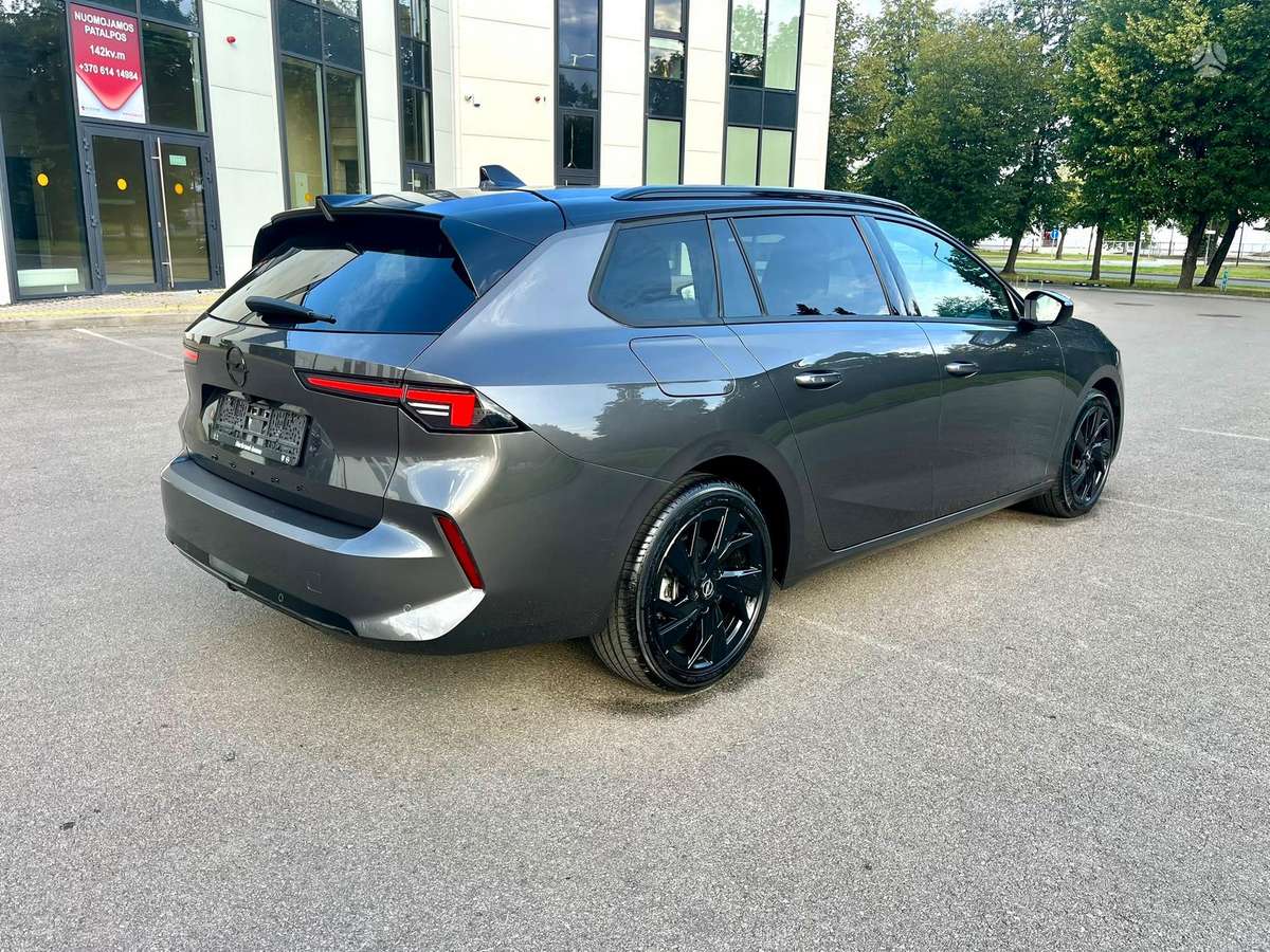 Opel Astra, 1.2 l., Универсал