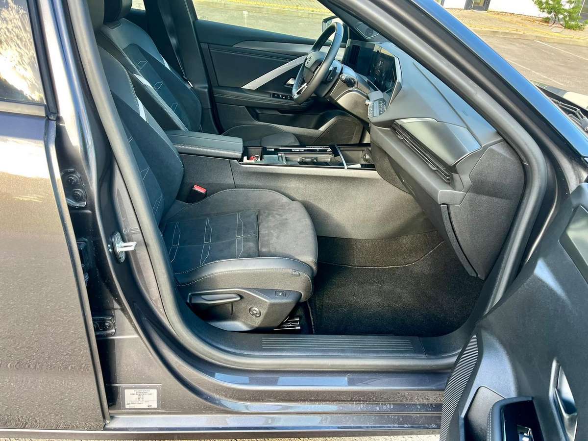 Opel Astra, 1.2 l., wagon