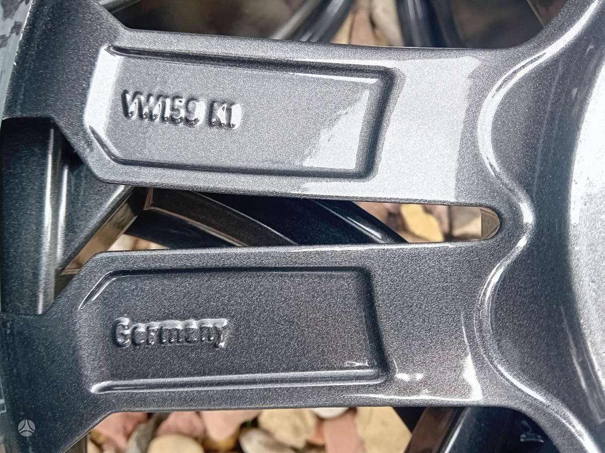 Volkswagen, light alloy, R17