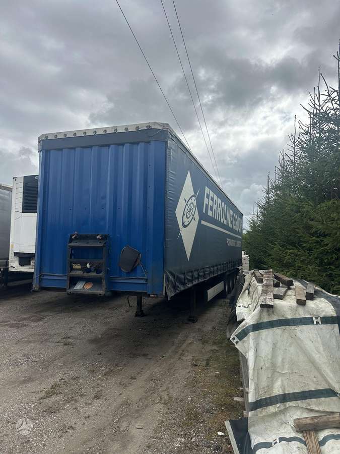 Krone, curtain / tarpaulin