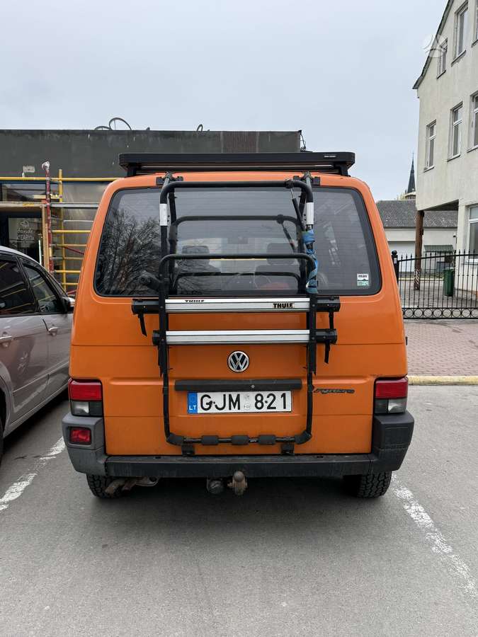 Volkswagen Transporter - 11