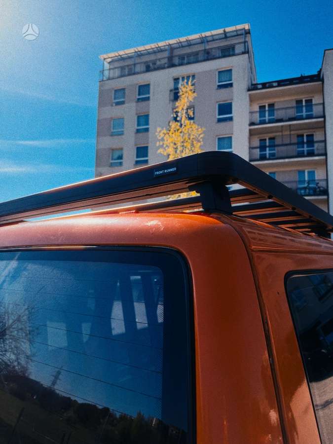 Volkswagen Transporter - 12