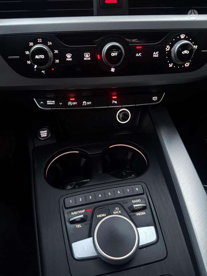 Audi A5, kabrioletas