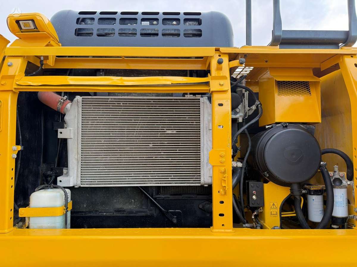 Komatsu PC 360 LC-10, ekskavatori