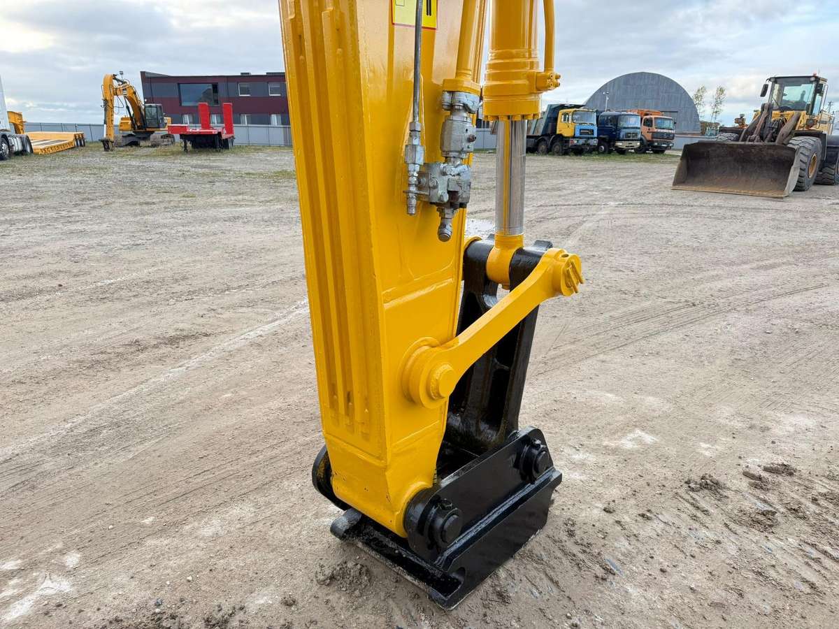 Komatsu PC 360 LC-10, excavator
