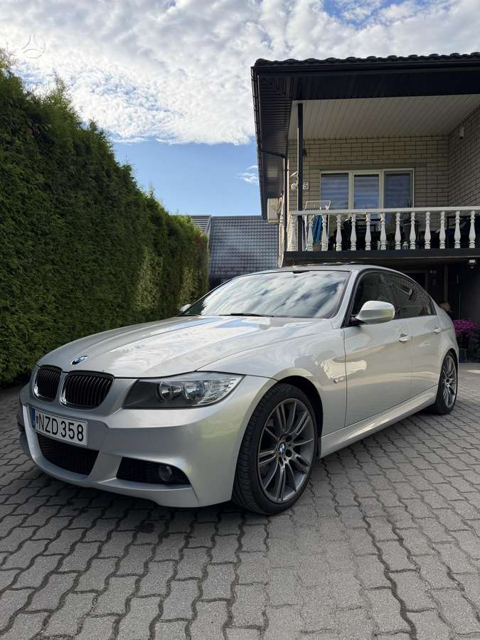 BMW 325, 3.0 l., Седан