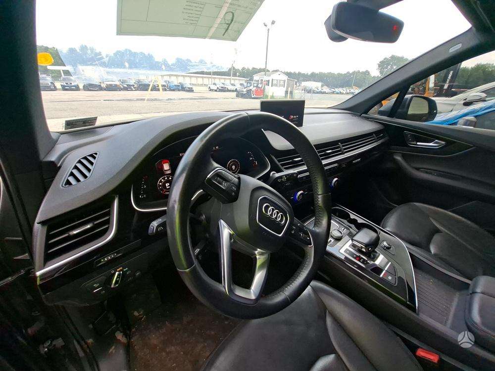 Audi Q7, 3.0 l., Внедорожник / Кроссовер