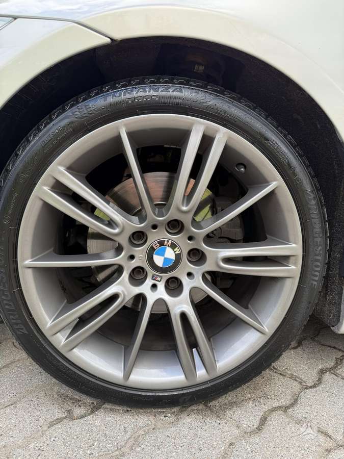 BMW 325, 3.0 l., Седан
