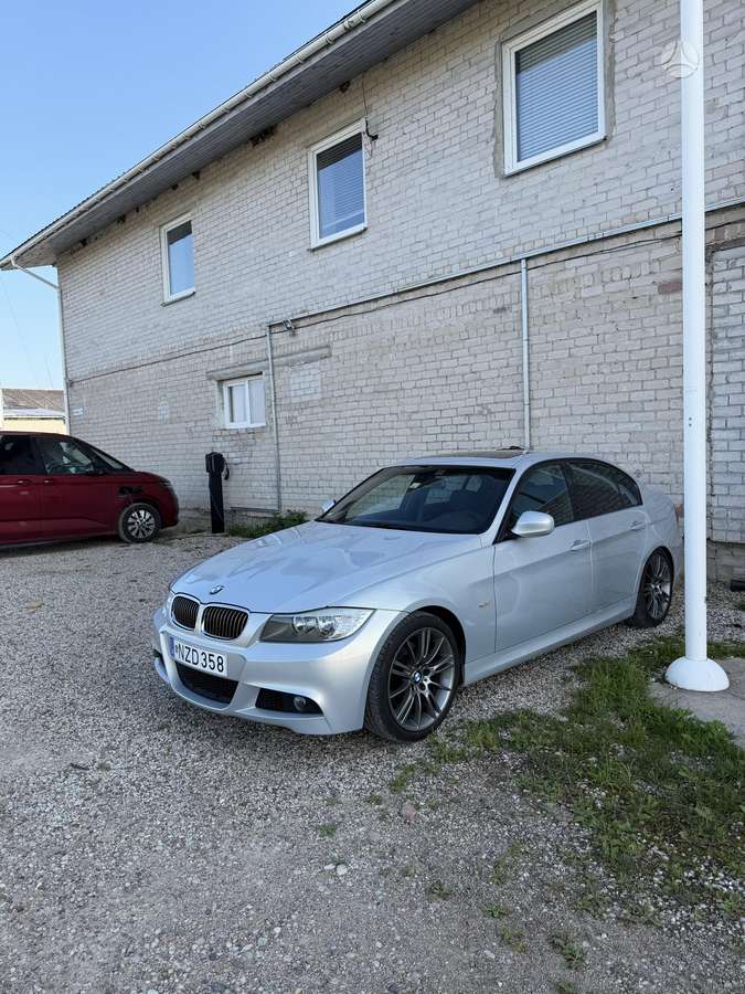 BMW 325, 3.0 l., Седан