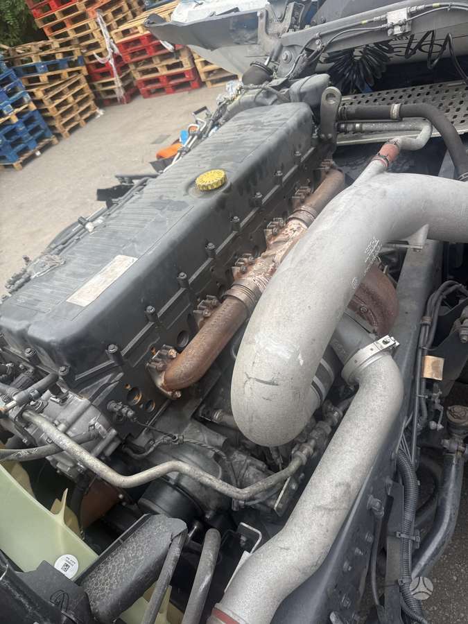 Iveco STRALIS AS 440, тягачи