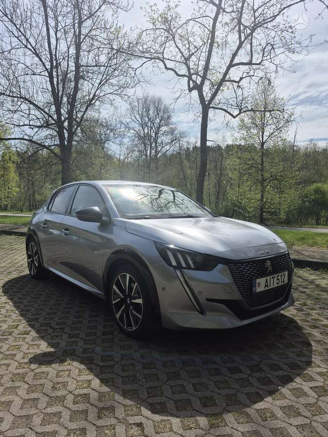 Peugeot 208 - 2