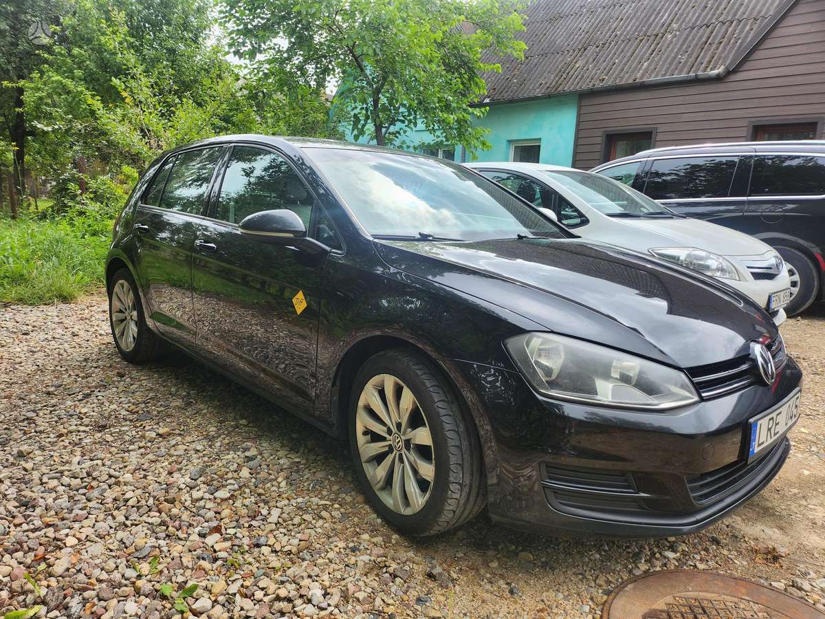 Volkswagen Golf - 3