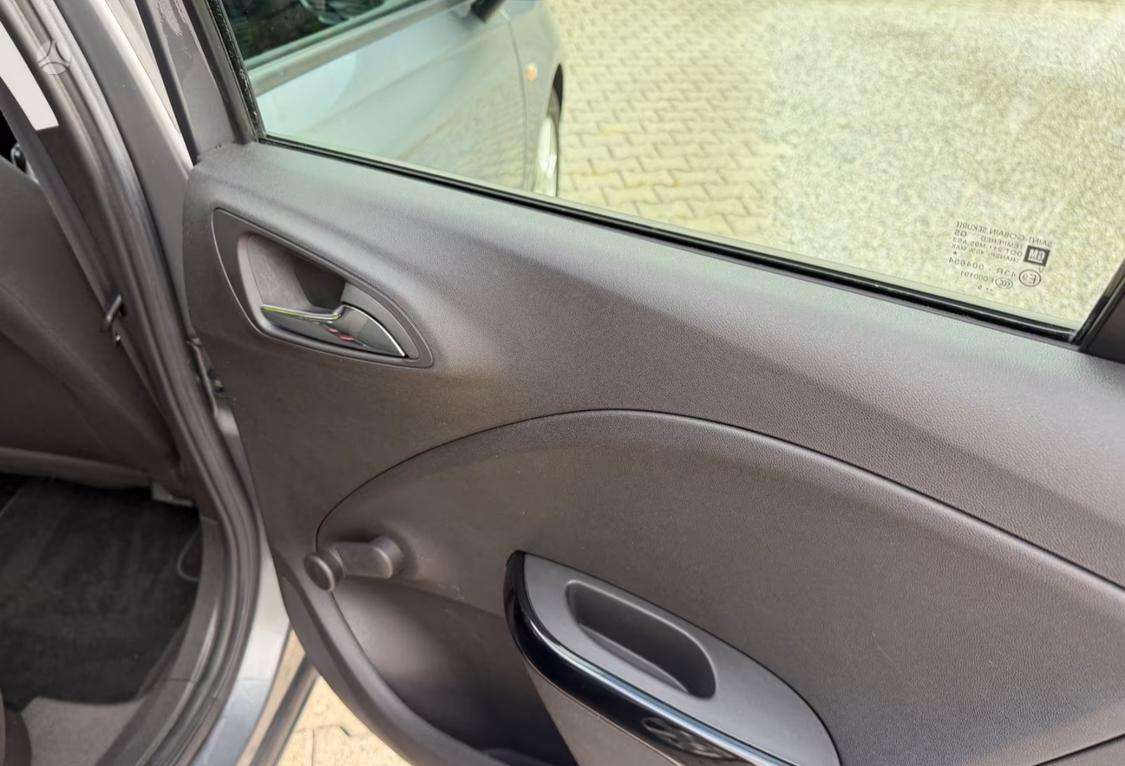 Opel Corsa, 1.3 l., hatchback