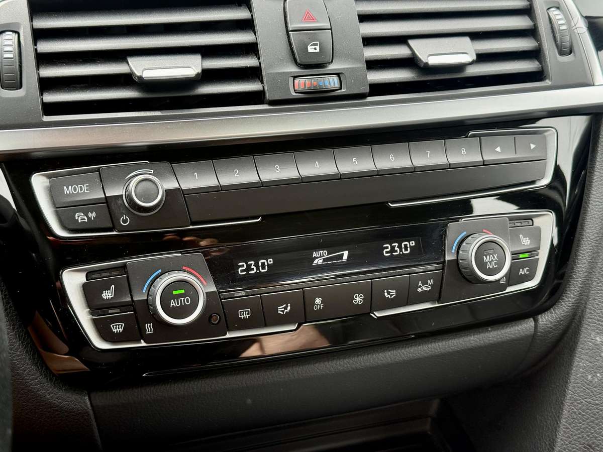 BMW 320, 2.0 l., Седан