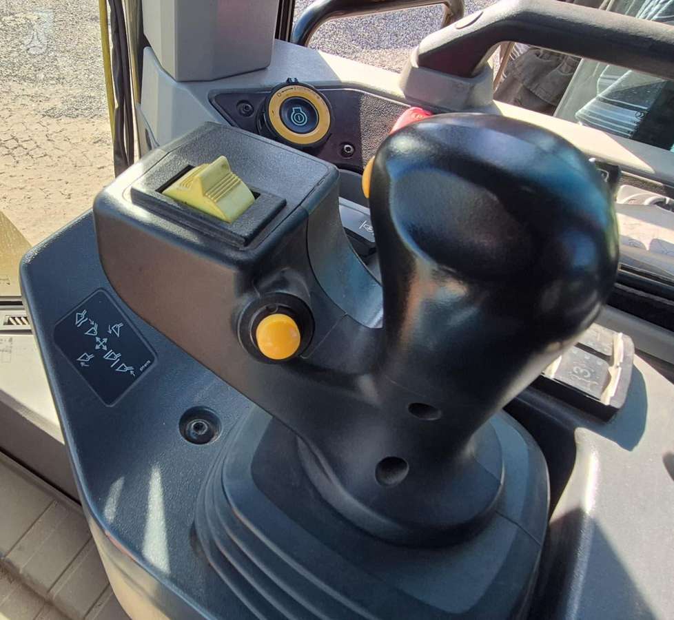 Caterpillar 966XE, frontal loader