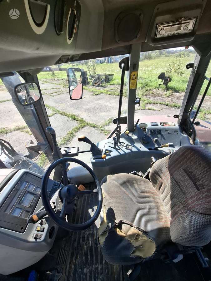 Case-IH MX170, tractors