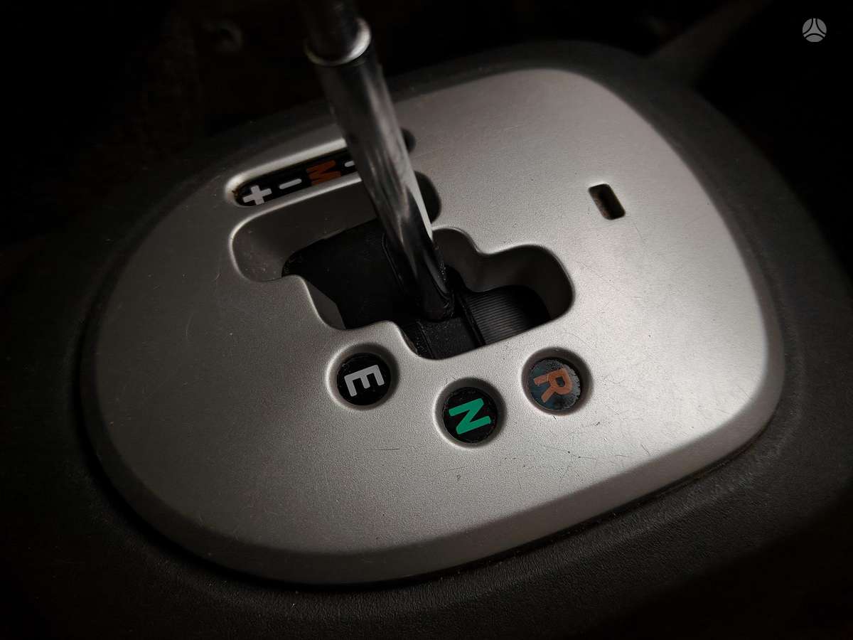 Toyota Yaris - 6