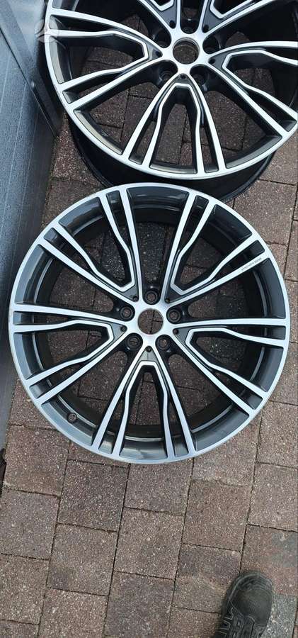 BMW 8043671 INDIVIDUAL, light alloy, R21