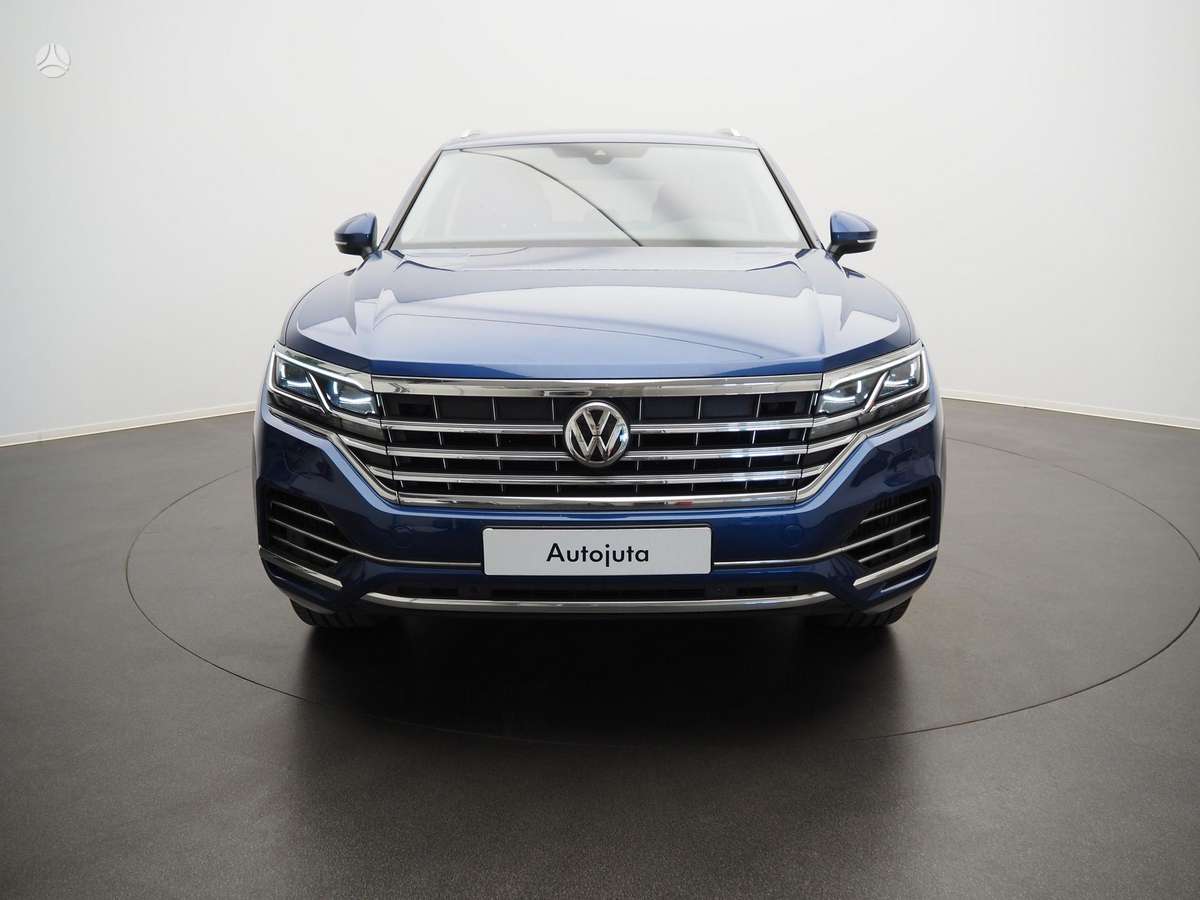 Volkswagen Touareg - 2