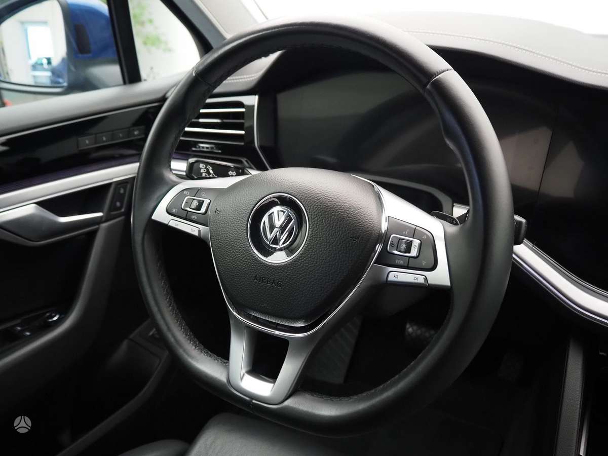 Volkswagen Touareg - 10