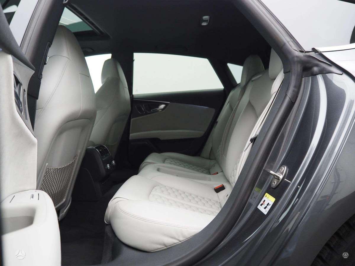 Audi RS 7, 4.0 l., hatchback