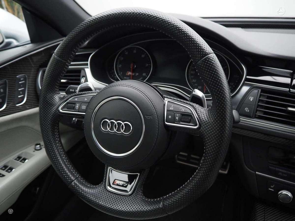 Audi RS 7, 4.0 l., Хэтчбек