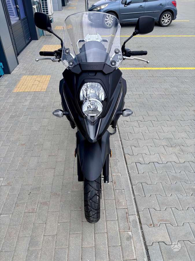 Suzuki DL (V-Strom) 650cc, enduro / adventure