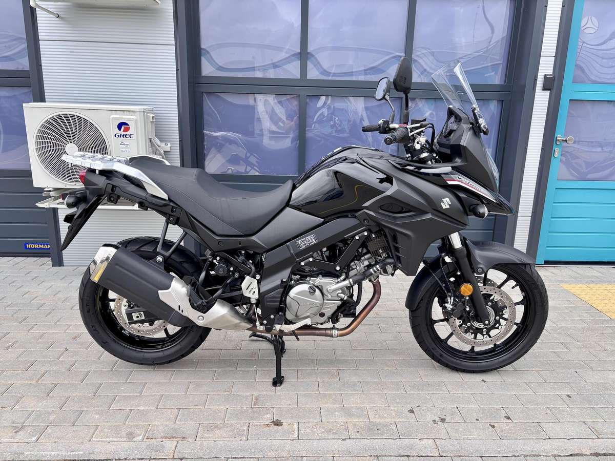 Suzuki DL (V-Strom) 650cc, enduro / adventure