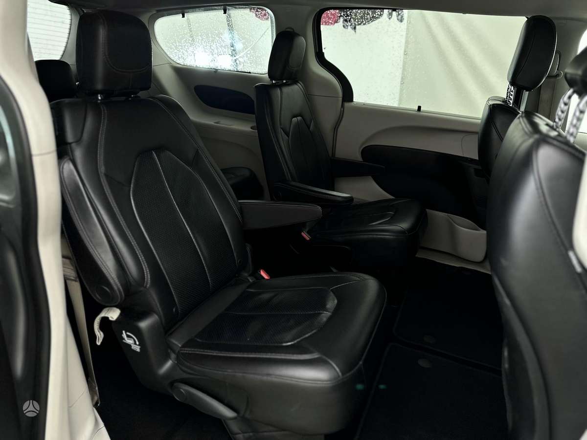 Chrysler Pacifica, 3.6 l., Минивэн