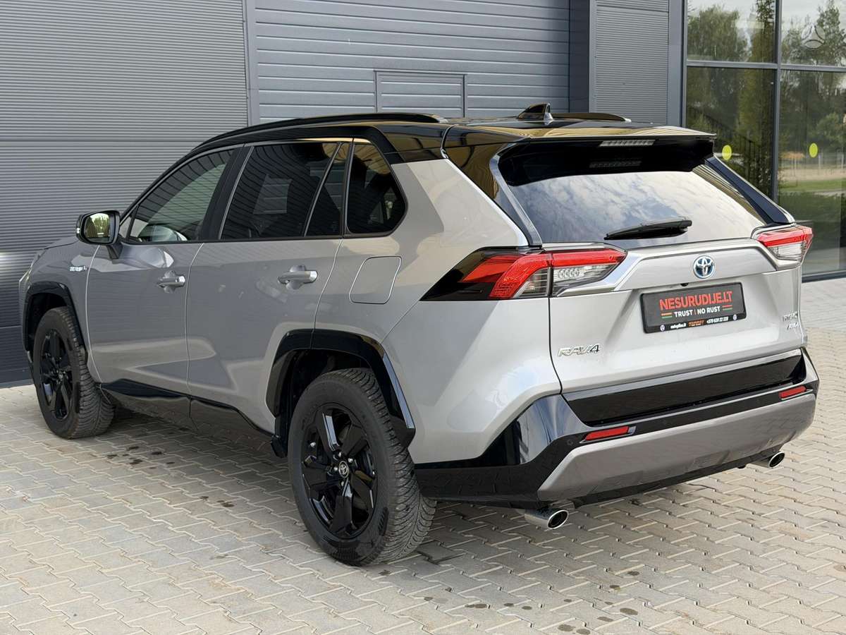 Toyota RAV4 - 3
