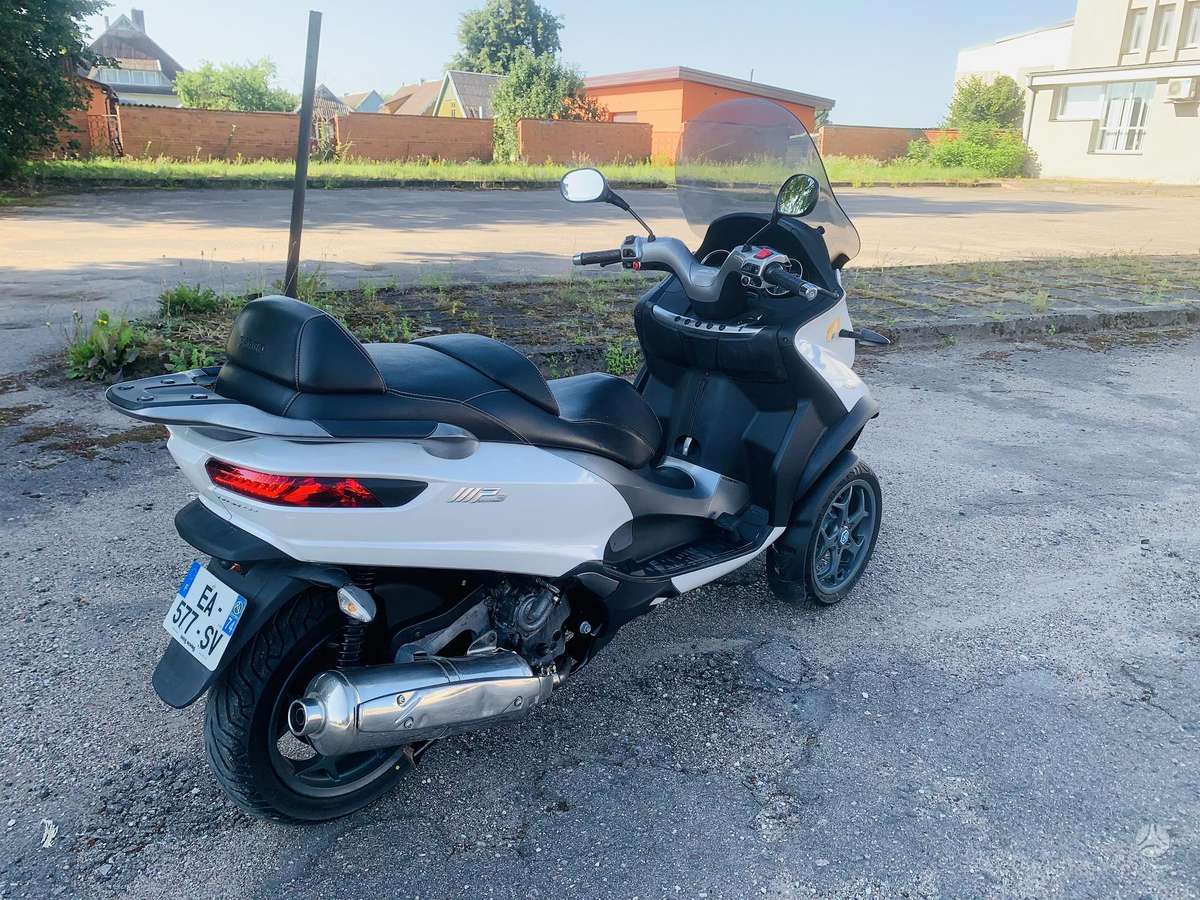 Piaggio MP3 500cc, triračiai
