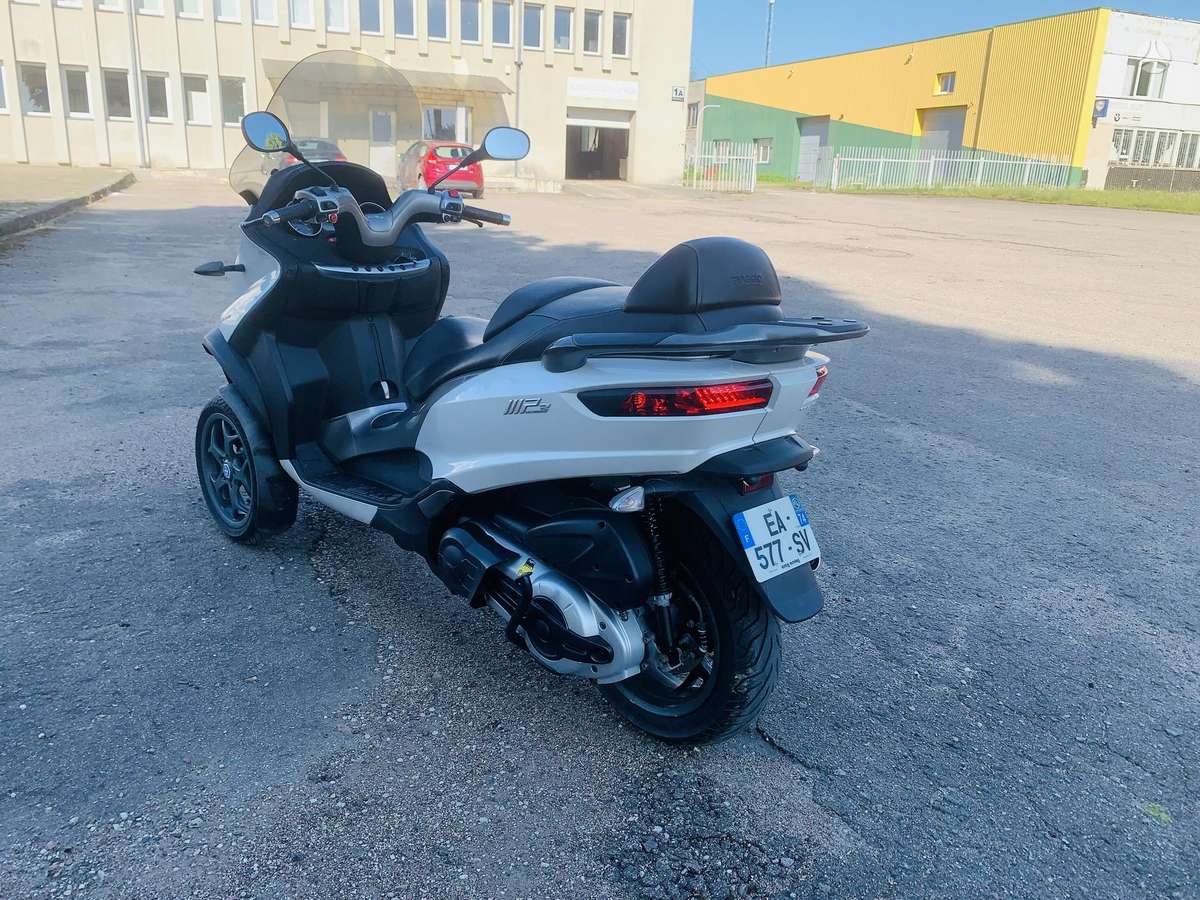 Piaggio MP3 500cc, tricikli