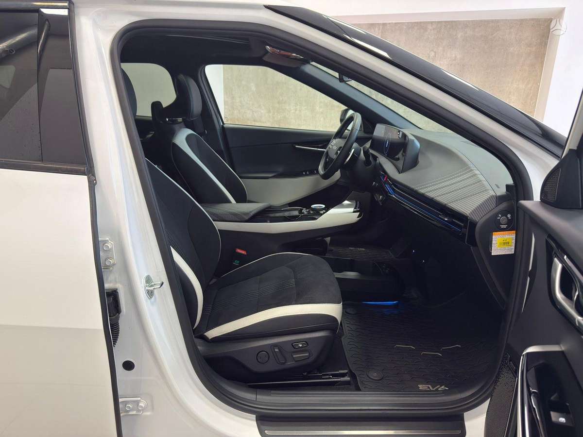 Kia EV6, 77 kWh, hatchback