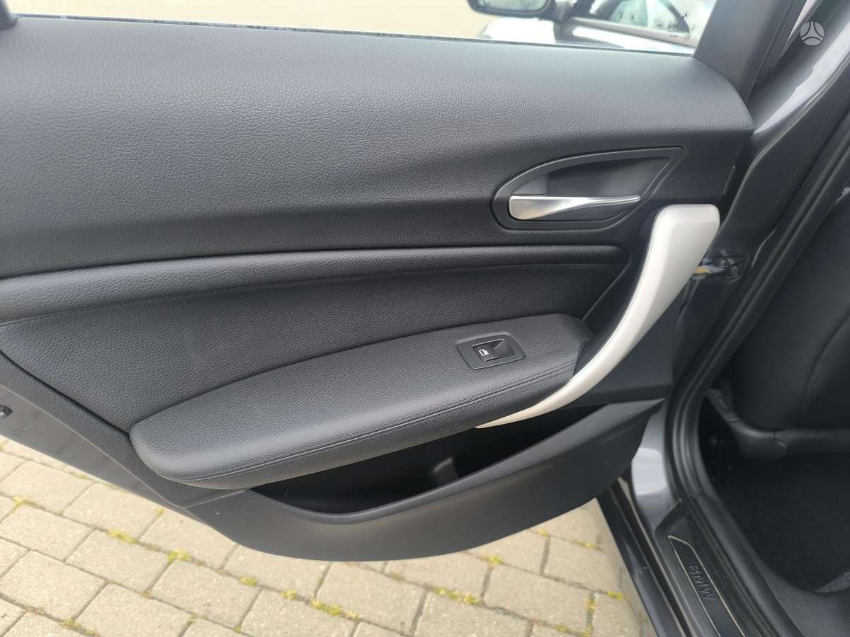 BMW 120, 2.0 l., Хэтчбек