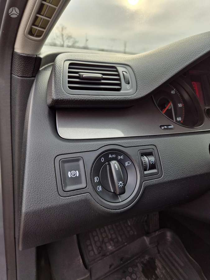 Volkswagen Passat, 2.0 l., Универсал