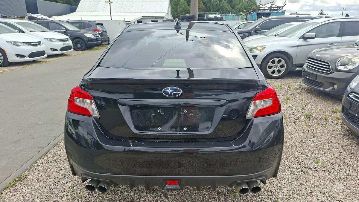 Subaru Impreza WRX - 12