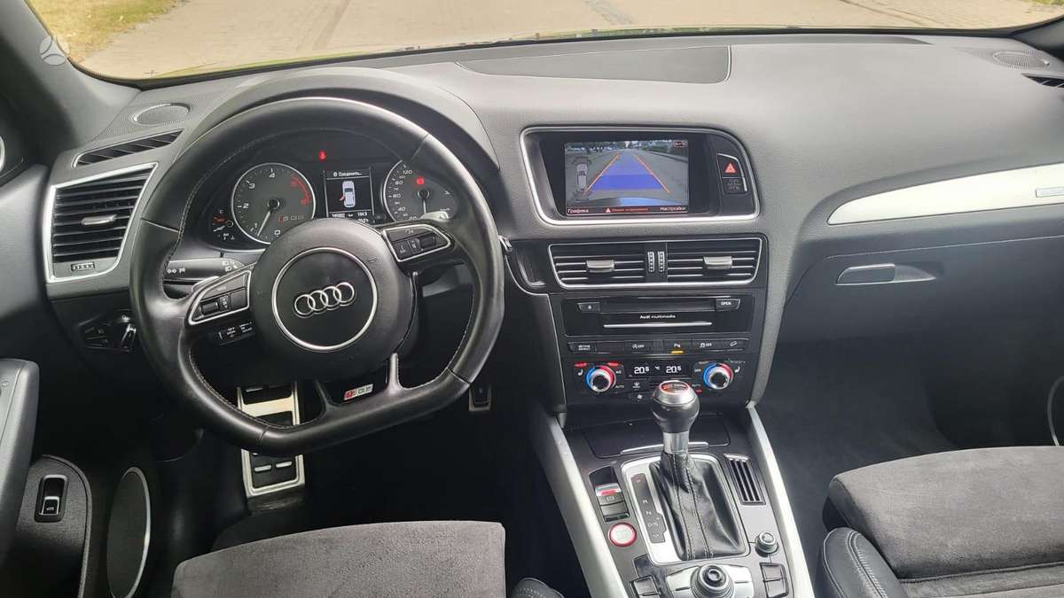 Audi SQ5 - 11