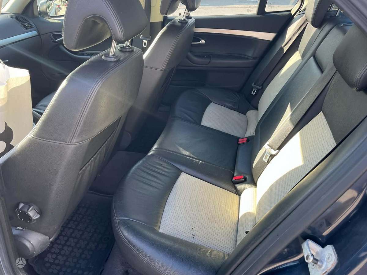 Saab 9-3, 1.9 l., Седан