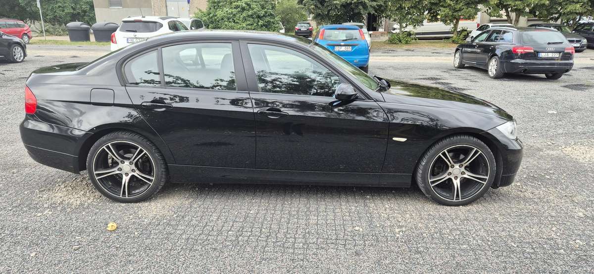 BMW 320, 2.0 l., Седан