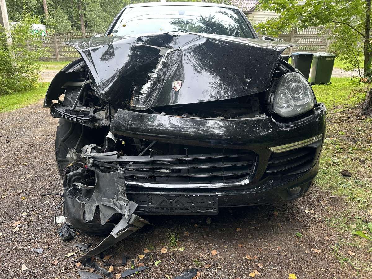 Porsche Cayenne - 3