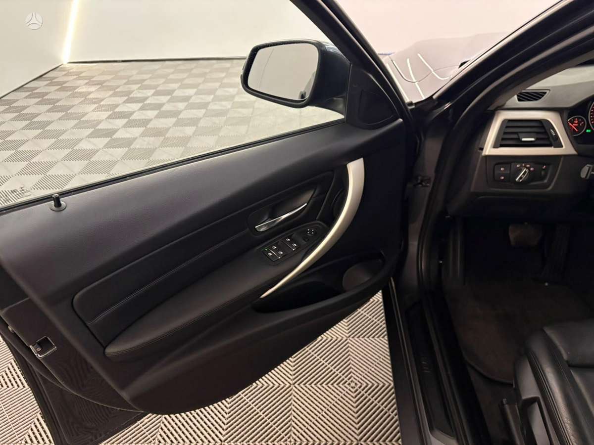 BMW 320, 2.0 l., Универсал