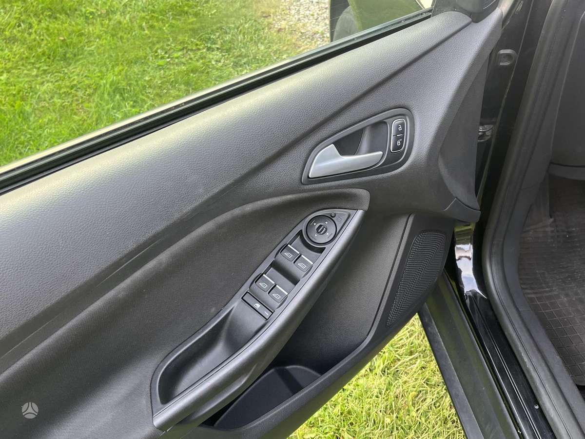 Ford Focus, 1.0 l., Универсал