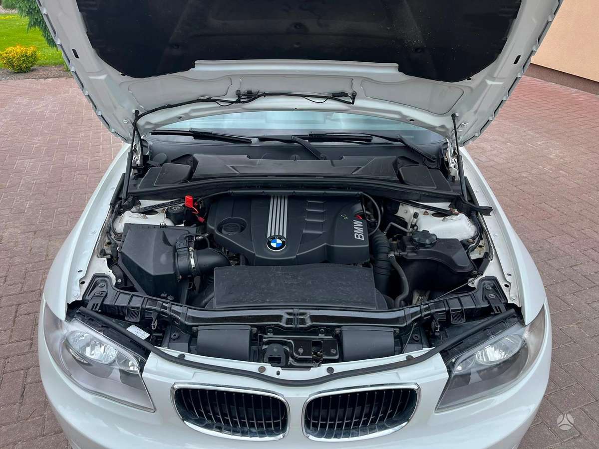 BMW 118, 2.0 l., Кабриолет