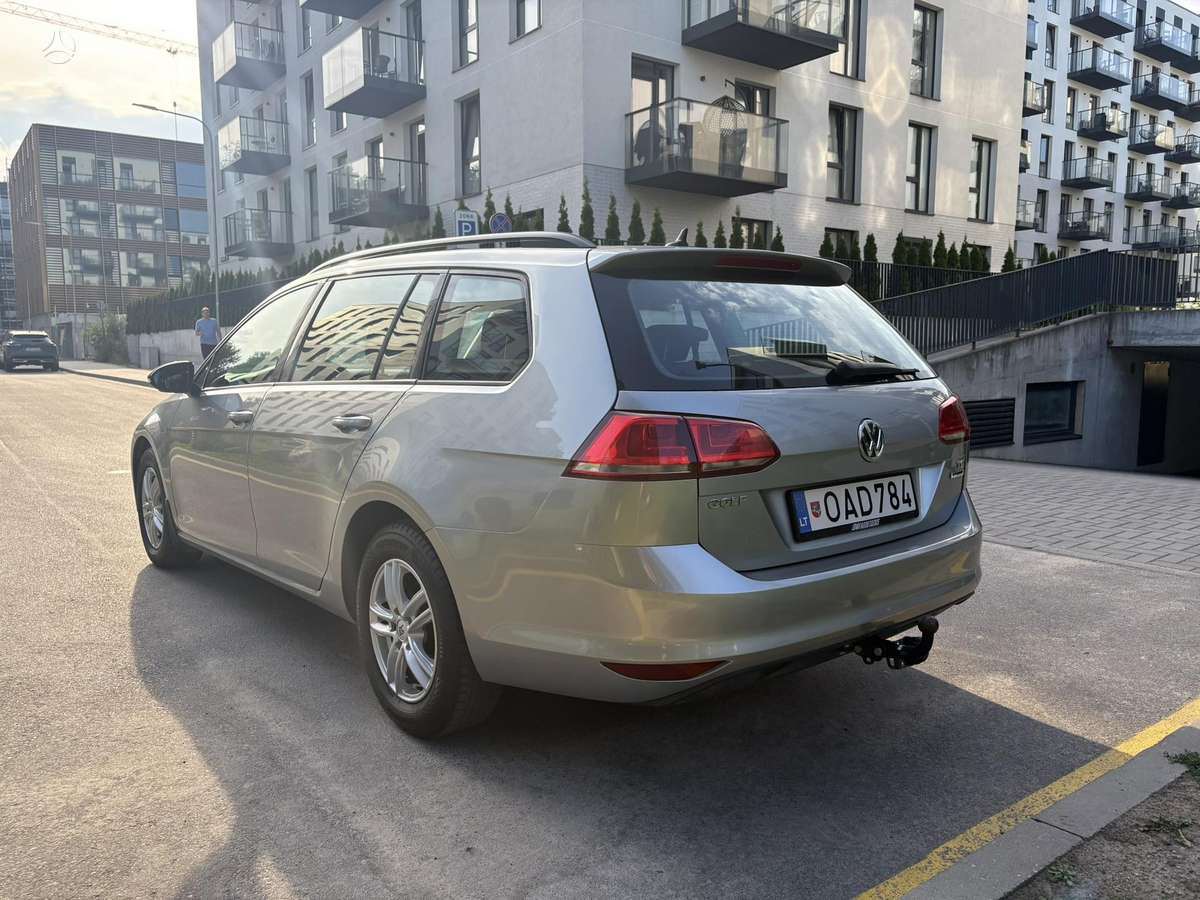 Volkswagen Golf, 1.2 l., Универсал