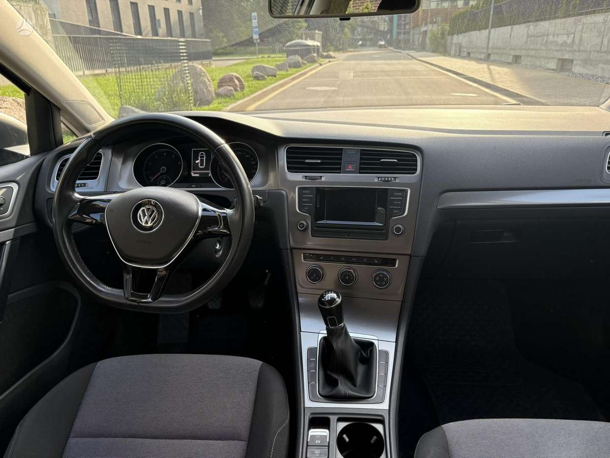 Volkswagen Golf, 1.2 l., Универсал
