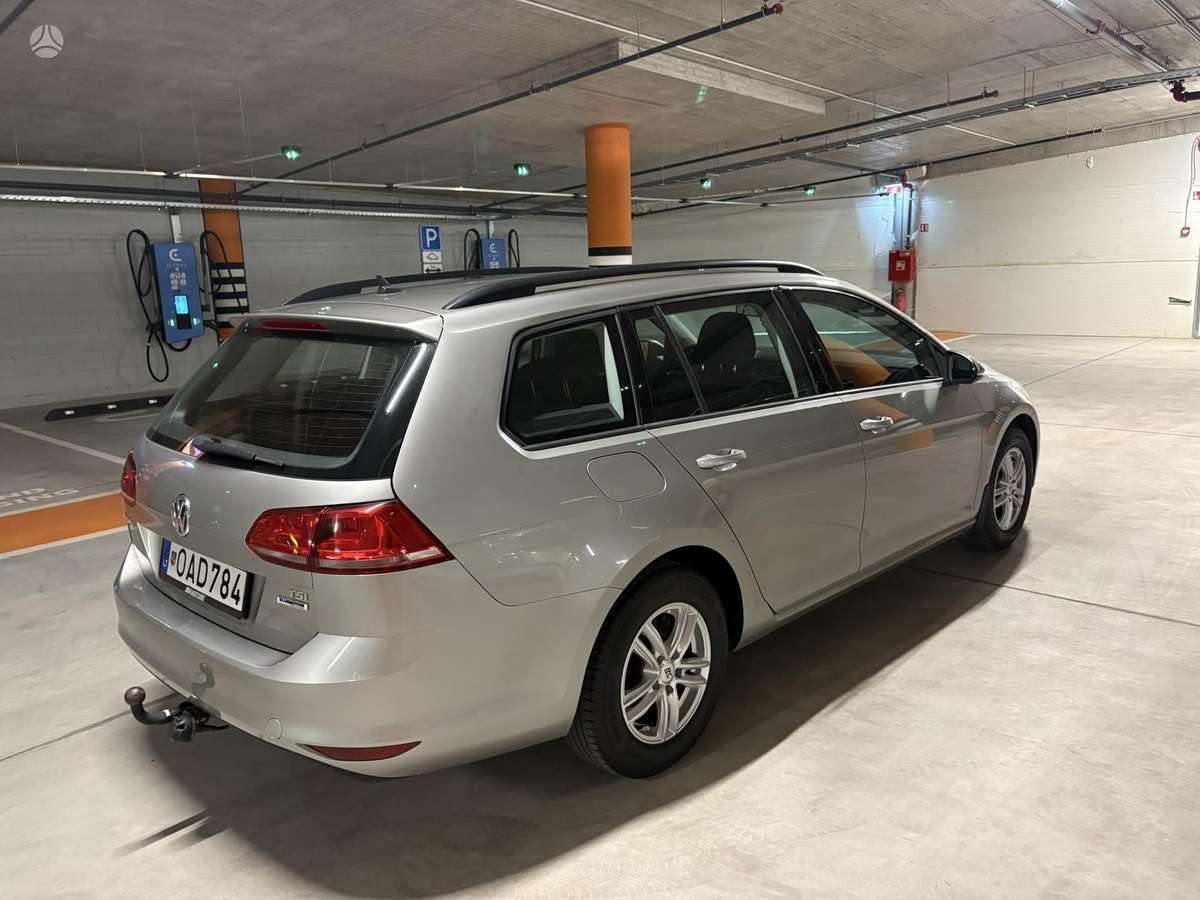 Volkswagen Golf, 1.2 l., Универсал