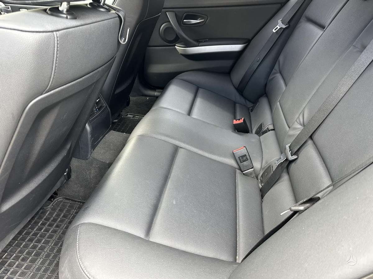 BMW 320, 2.0 l., universalas