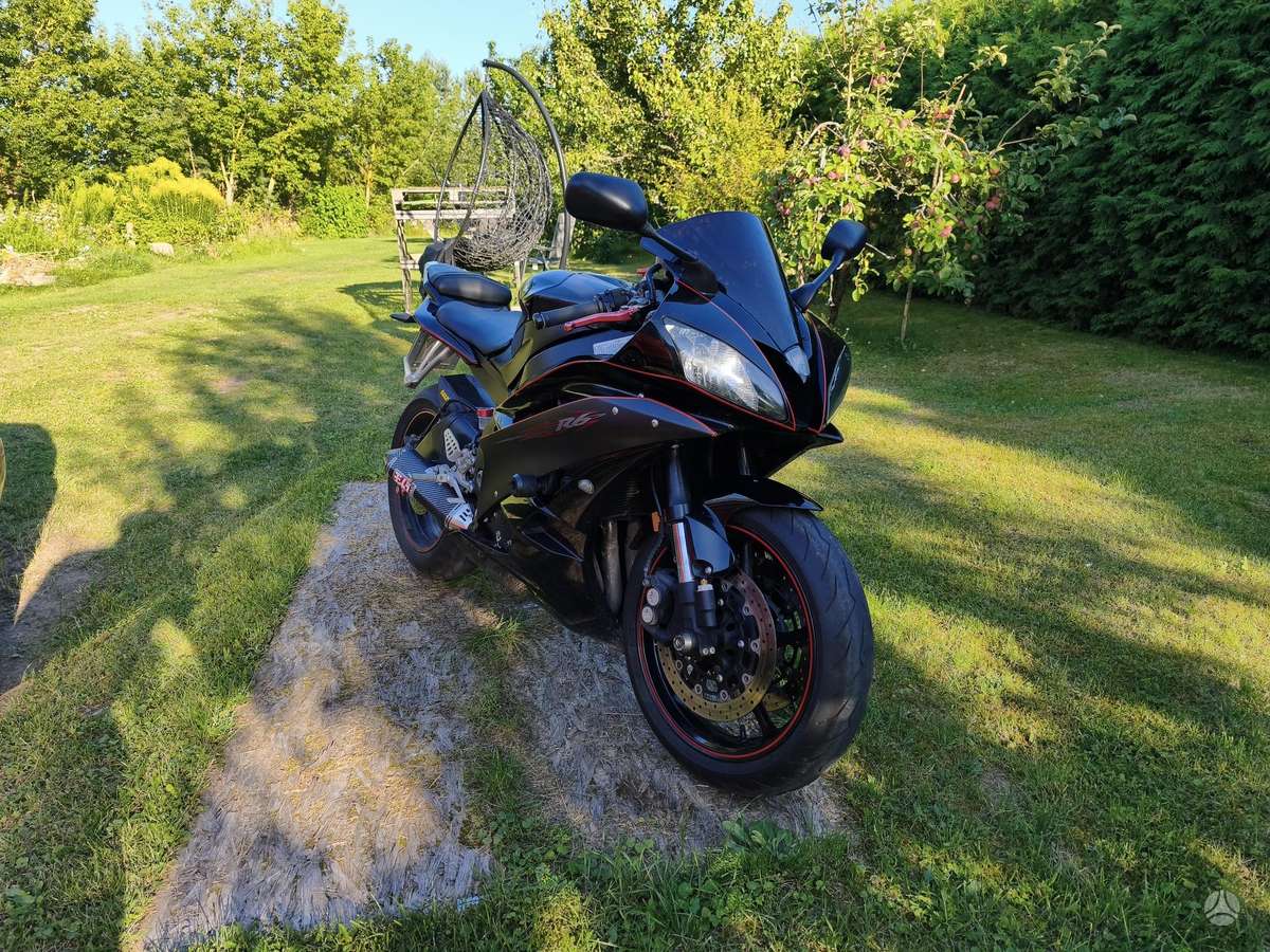 Yamaha R6, superbikes