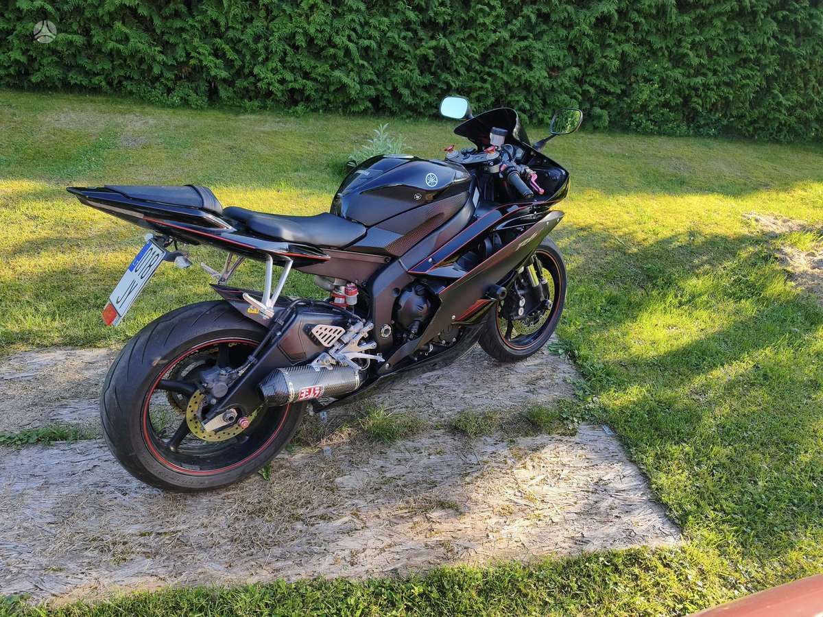 Yamaha R6, superbikes