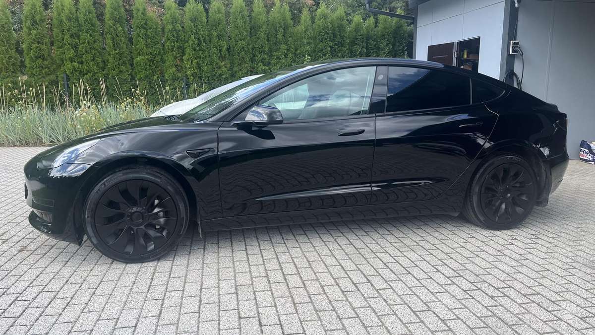 Tesla Model 3, 82 кВт·ч, Седан